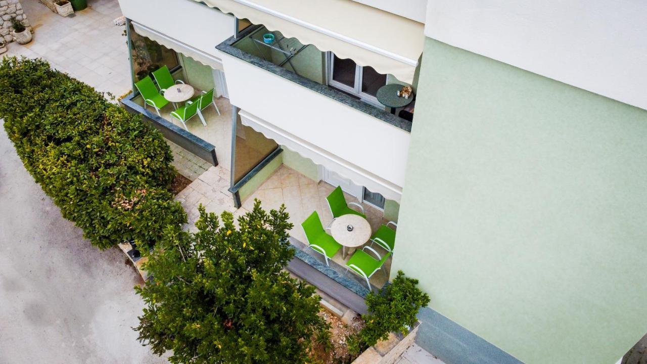 Locus Apartments Petrcane Exterior photo
