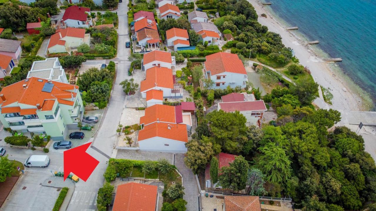 Locus Apartments Petrcane Exterior photo
